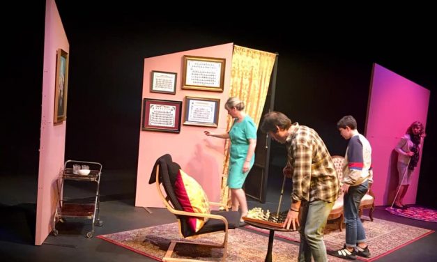 XV Certamen de Teatro Abierto de Hortaleza: ‘La vida secreta de mamá’