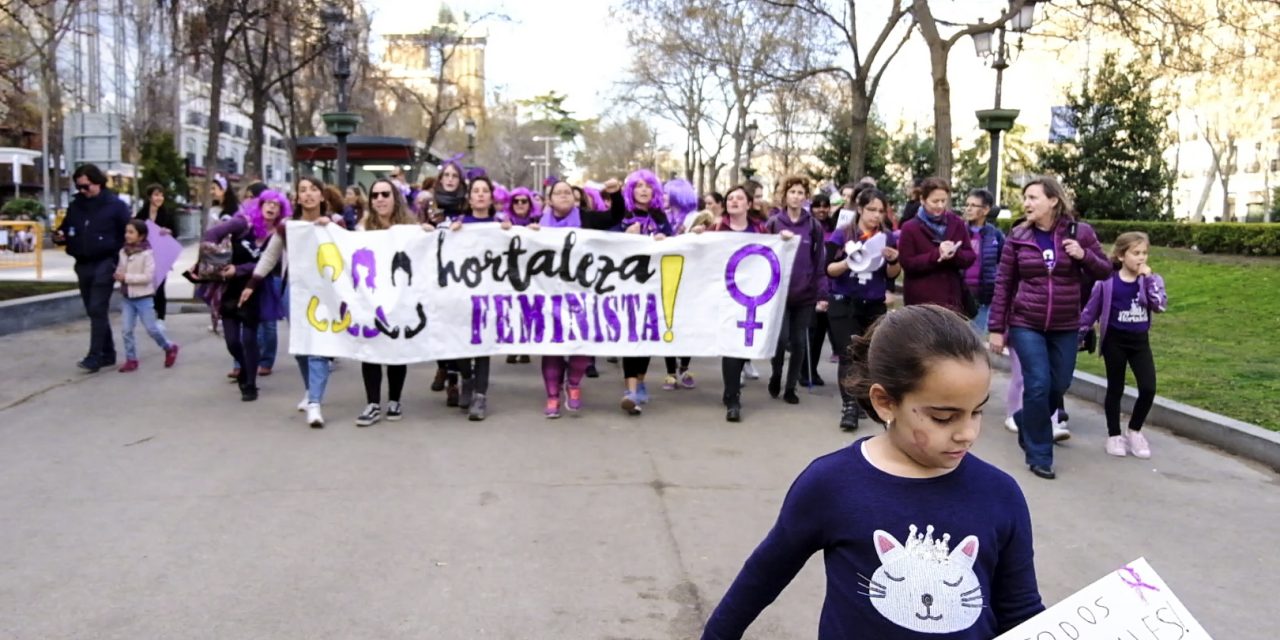 La huelga feminista en Hortaleza, en imágenes