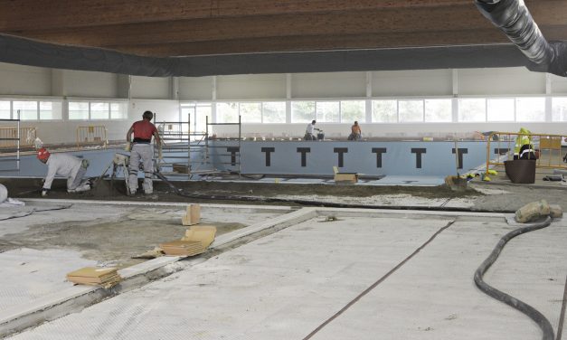Próxima apertura de la piscina cubierta del polideportivo municipal Luis Aragonés