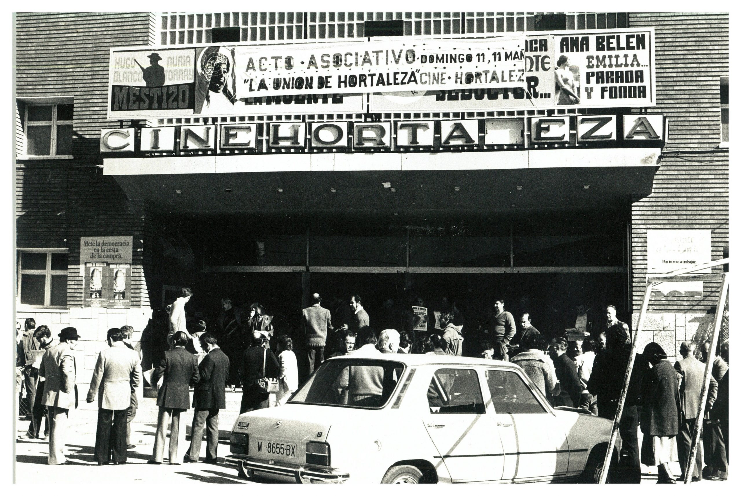 006. Exterior del cine en 1979 scaled