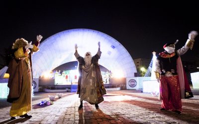 La visita de los Reyes Magos a Hortaleza, en imágenes