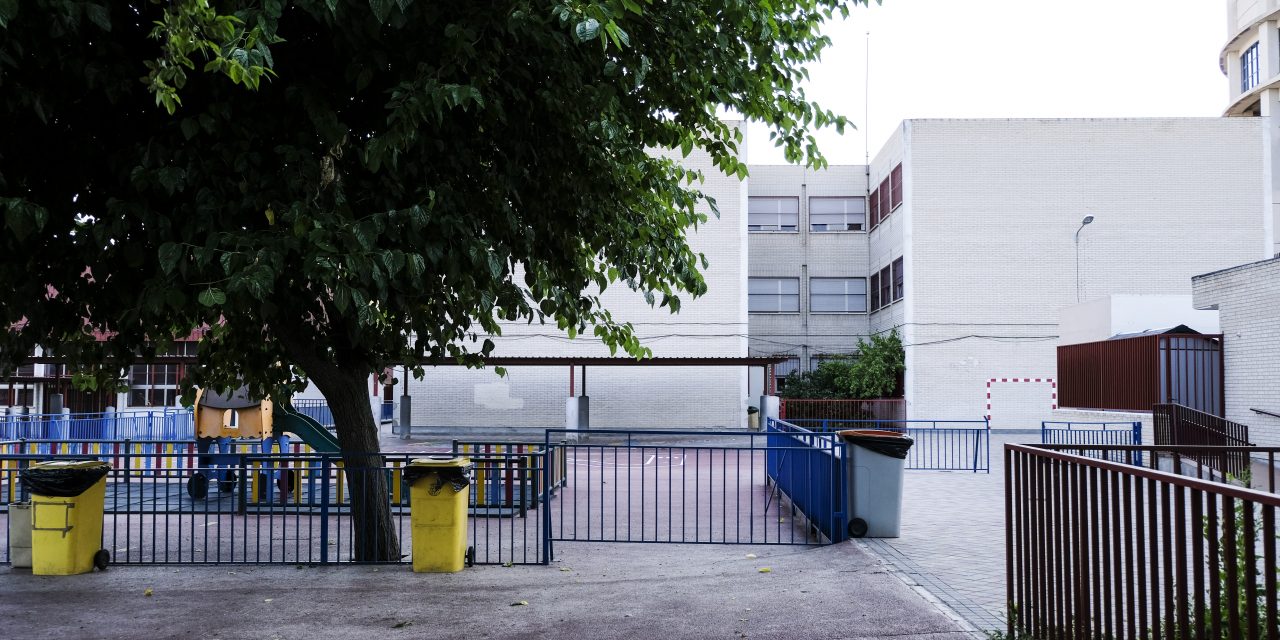 Al menos seis colegios públicos de Hortaleza tienen amianto
