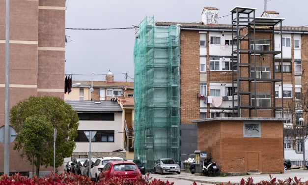 El silencio de las obras encalladas