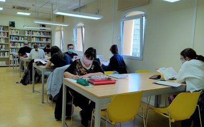 Los jóvenes y la biblioteca