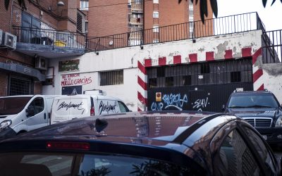 Guerra de lindes en la calle Torregrosa