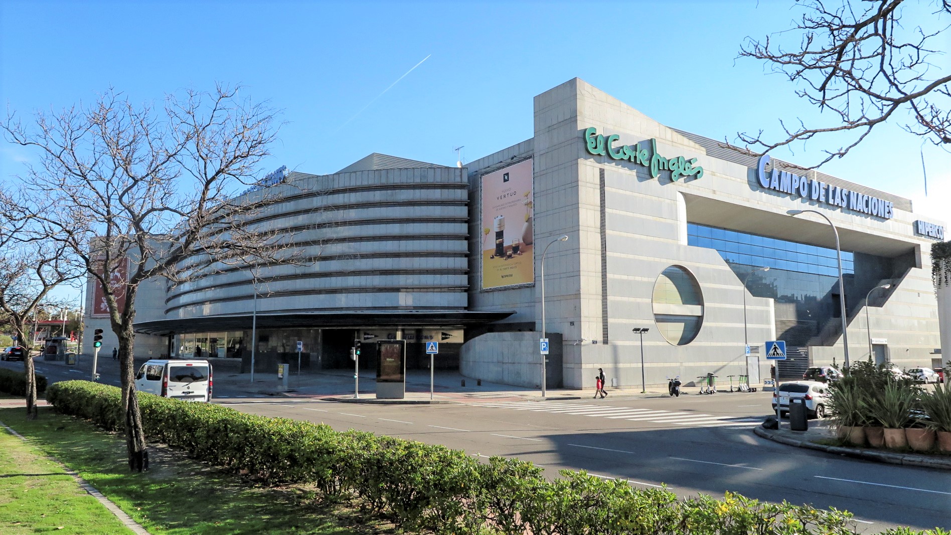 Almeida salva El Corte Inglés del Campo de las Naciones del derribo ...