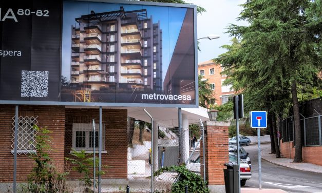 Metrovacesa vende pisos de lujo en la Colonia Banesto mientras desahucia a una anciana