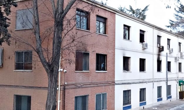 Desalojado por un incendio el Centro de Primera Acogida de Hortaleza