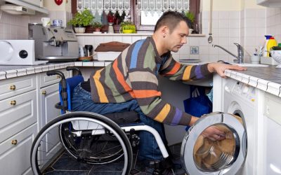 Charla-coloquio «Discapacidad y vida independiente» en la Soci de Manoteras