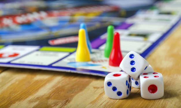 Tarde de juegos de mesa y rol en PSOE Hortaleza