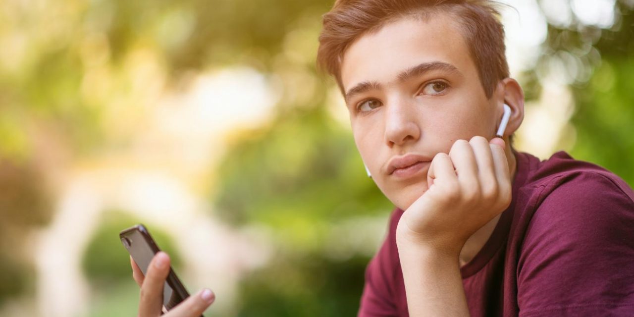 Derecho a crecer sin pantallas