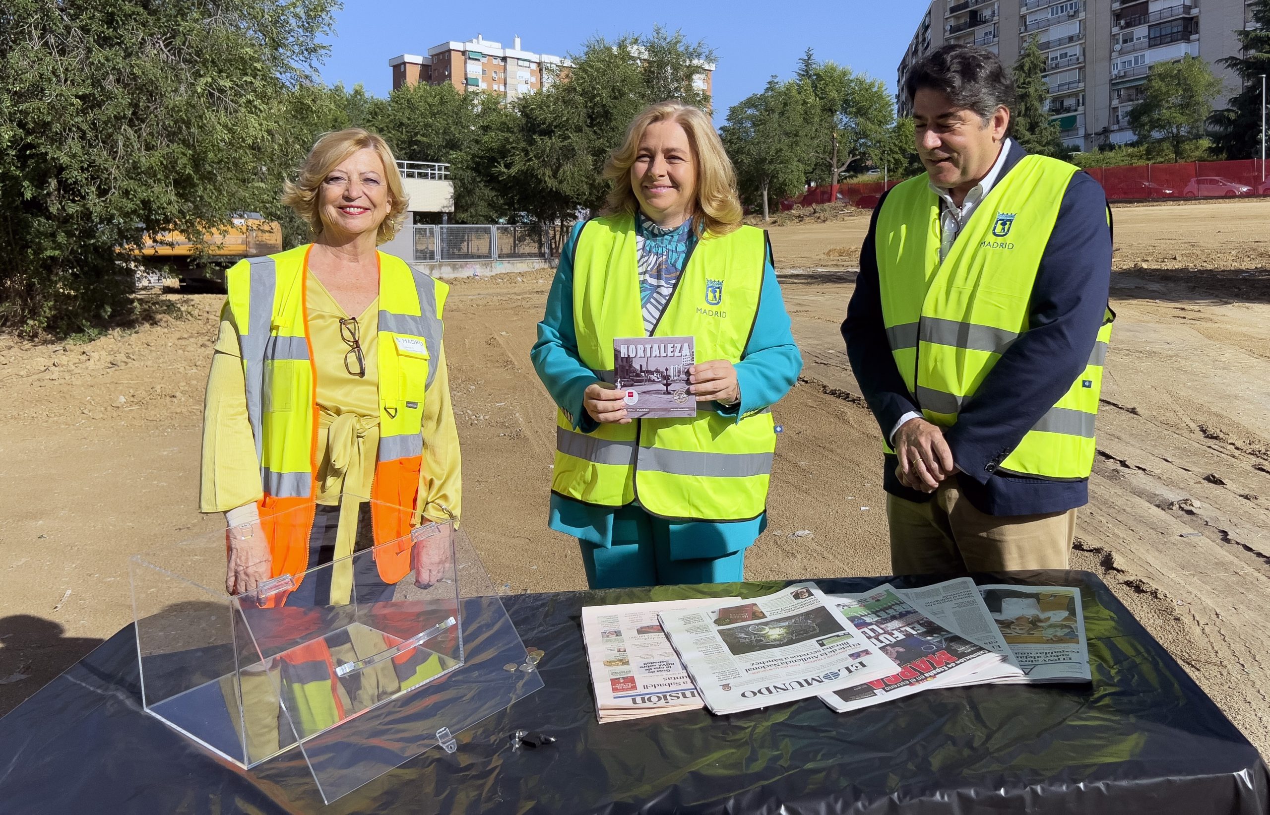 Libro plagios biblioteca Canillas