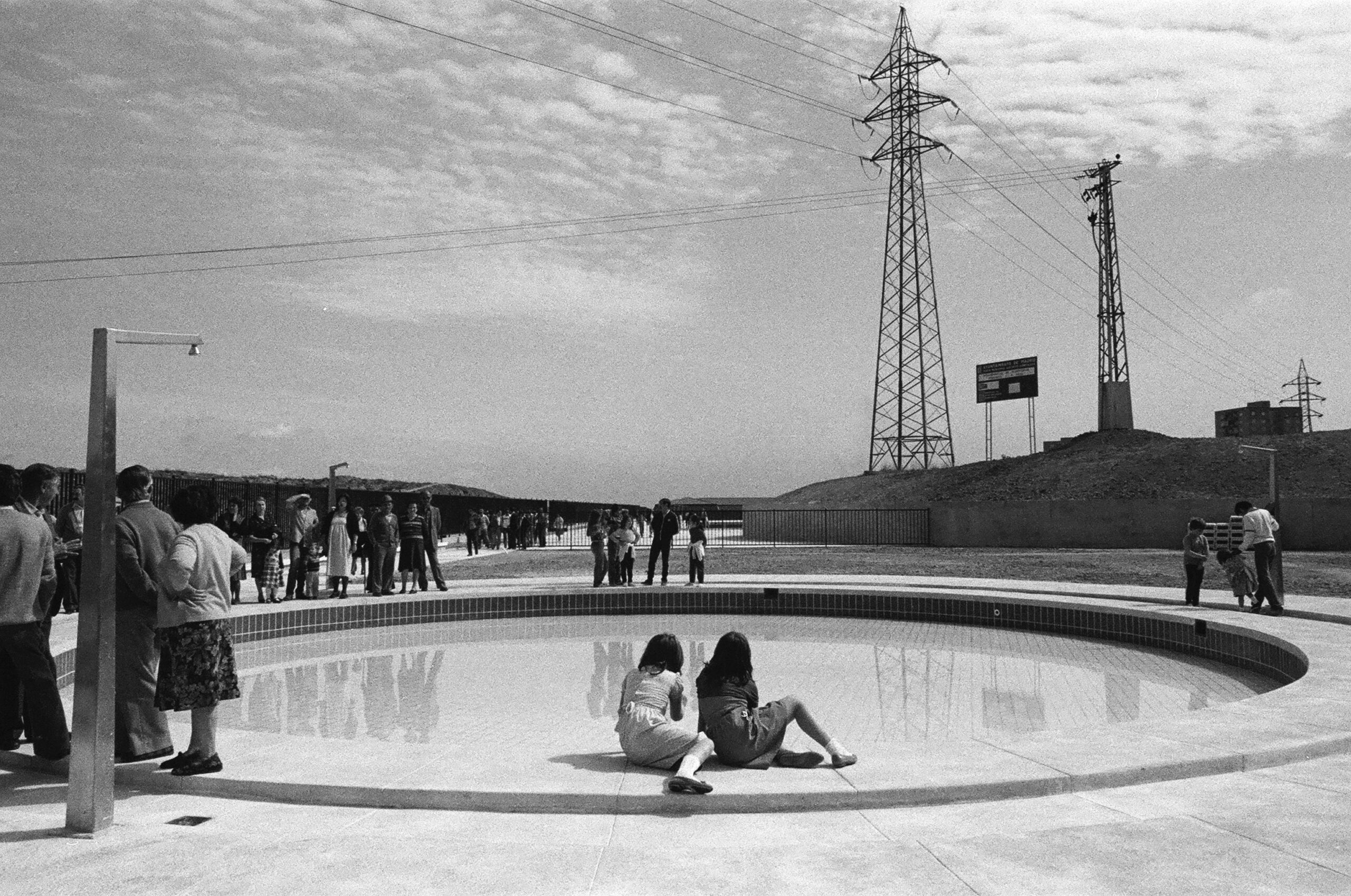 Hortaleza tiene 250 piscinas comunitarias pero solo dos instalaciones son públicas 1 HPV89 Foto piscina secundaria scaled