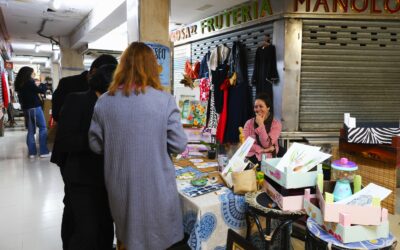 Mercadillo de productos artesanales de octubre en el Mercado de Nápoles